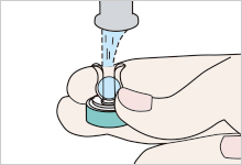 Thoroughly rinse the lenses with tap water while they are set in the holder